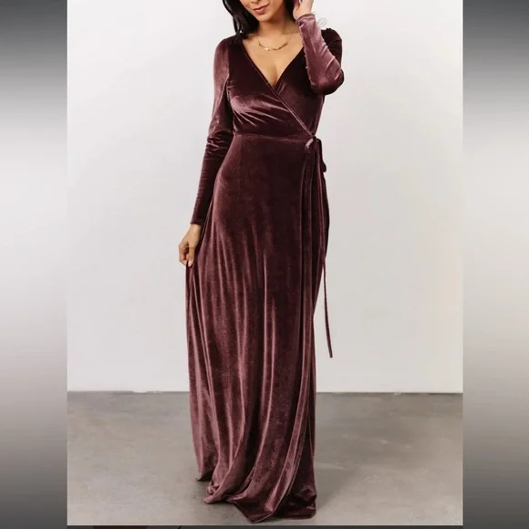 Baltic Born Esmeralda Wrap Velvet Dress Dusty Plum - Small - Picture 2 of 7